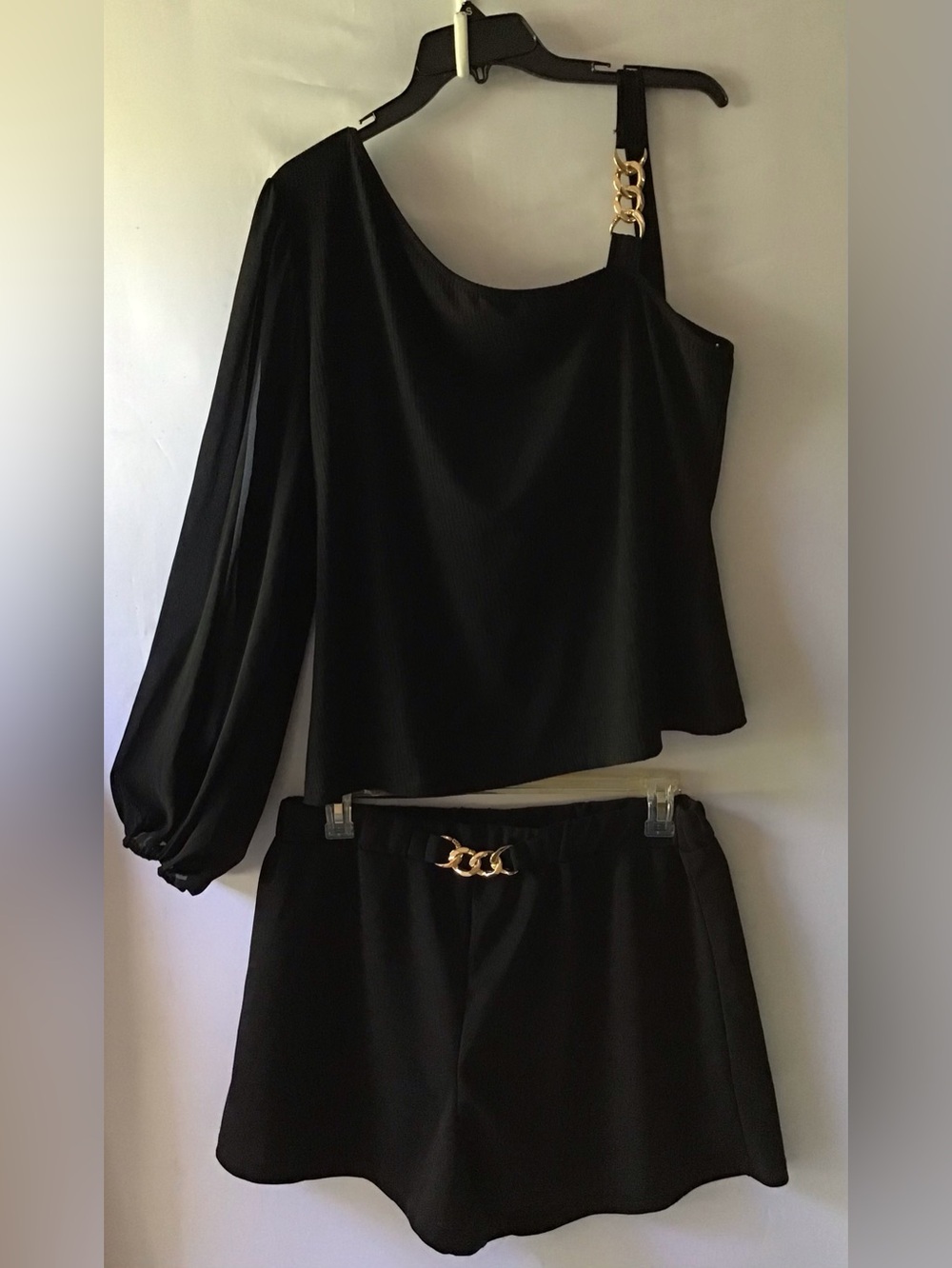 472 Black One-Shoulder Chain-Accent Top and short set- Women